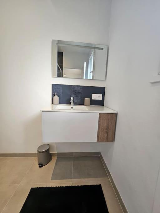 T 2 Lumineux Drome Des Collines Apartment Chateauneuf-de-Galaure Bagian luar foto